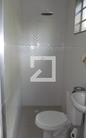 Casa à venda com 360m², 2 quartos e 1 vagaÁrea de serviço
