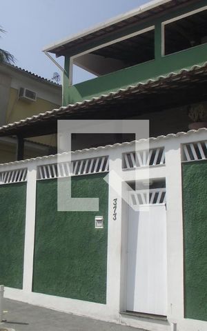 Casa à venda com 360m², 2 quartos e 1 vagaFachada