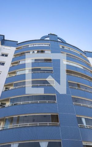 Apartamento para alugar com 304m², 3 quartos e 3 vagas Apartamento para alugar com 304m², 3 quartos e 3 vagasFachada