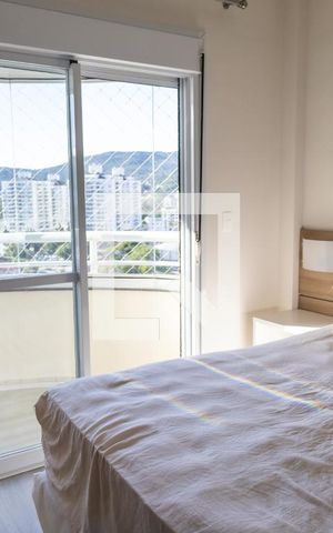 Apartamento para alugar com 304m², 3 quartos e 3 vagas Apartamento para alugar com 304m², 3 quartos e 3 vagasSuíte