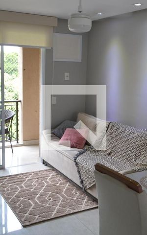 Apartamento à venda com 74m², 2 quartos e 1 vagaSala