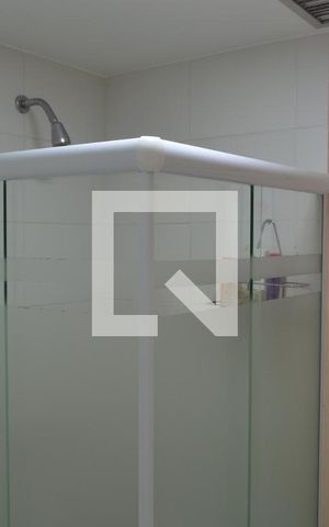 Apartamento à venda com 74m², 2 quartos e 1 vagaBanheiro da Suíte 2 