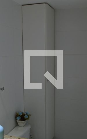 Apartamento à venda com 74m², 2 quartos e 1 vagaBanheiro da Suíte 1