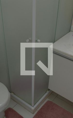 Apartamento à venda com 74m², 2 quartos e 1 vagaBanheiro da Suíte 2 