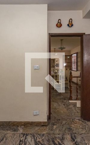 Casa à venda com 279m², 3 quartos e 4 vagas Casa à venda com 279m², 3 quartos e 4 vagasSala 3
