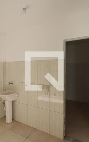 Casa para alugar com 58m², 2 quartos e sem vagaÁrea de Serviço