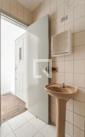 Apartamento à venda com 40m², 1 quarto e sem vaga Apartamento à venda com 40m², 1 quarto e sem vagaBanheiro