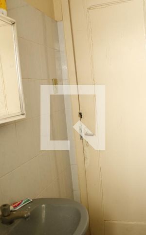 Casa à venda com 175m², 3 quartos e 1 vagaBanheiro 1