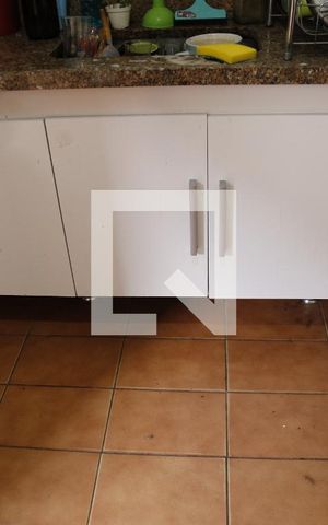 Casa à venda com 175m², 3 quartos e 1 vagaCozinha - Armários