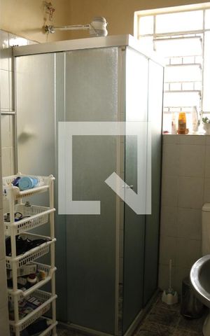 Casa à venda com 175m², 3 quartos e 1 vagaBanheiro 1