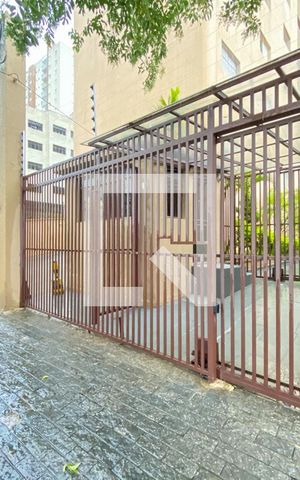 Apartamento para alugar com 53m², 2 quartos e 1 vagaFachada do Condomínio