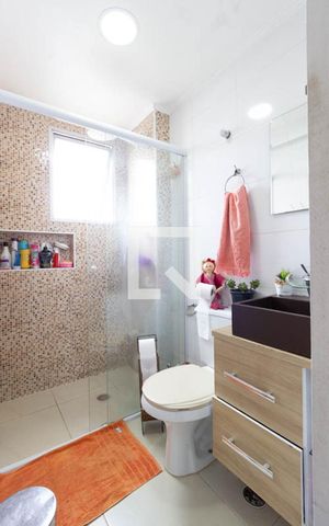 Apartamento à venda com 68m², 2 quartos e 2 vagas Apartamento à venda com 68m², 2 quartos e 2 vagasBanheiro