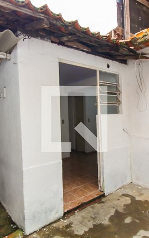 Casa para alugar com 120m², 2 quartos e 2 vagasÁrea de Serviço