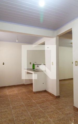 Casa para alugar com 120m², 2 quartos e 2 vagasCozinha