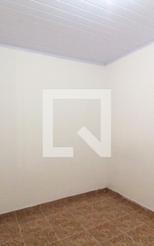 Casa para alugar com 120m², 2 quartos e 2 vagasQuarto 1