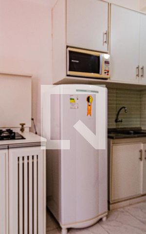 Studio para alugar com 20m², 1 quarto e sem vaga Studio para alugar com 20m², 1 quarto e sem vagaCozinha