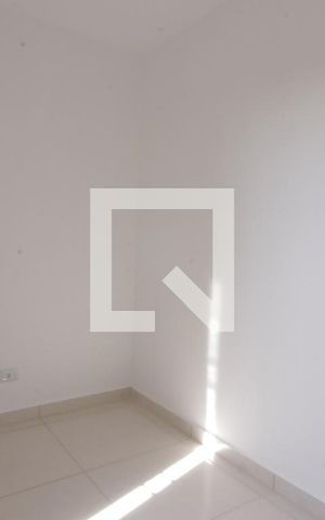 Apartamento para alugar com 38m², 2 quartos e sem vagaQuarto