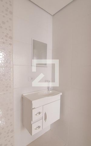 Apartamento para alugar com 38m², 2 quartos e sem vagaBanheiro