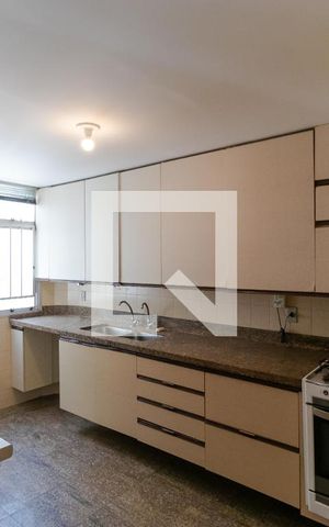Apartamento à venda com 140m², 3 quartos e 2 vagasCozinha