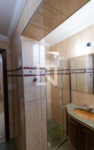Apartamento à venda com 140m², 3 quartos e 2 vagasBanheiro 