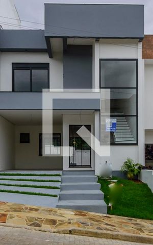 Casa de condomínio à venda com 170m², 3 quartos e 2 vagas Casa de condomínio à venda com 170m², 3 quartos e 2 vagasFachada