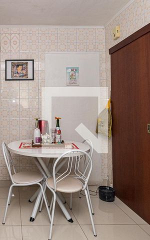 Apartamento para alugar com 93m², 2 quartos e 1 vagaCozinha