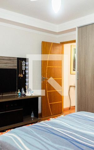 Casa de condomínio à venda com 160m², 2 quartos e 2 vagas Casa de condomínio à venda com 160m², 2 quartos e 2 vagasSuíte 1