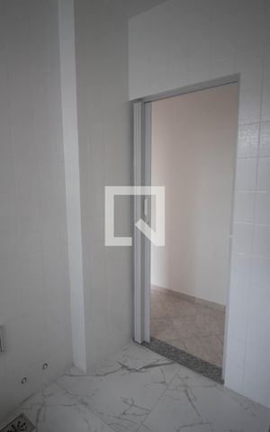 Apartamento à venda com 90m², 3 quartos e 1 vaga Apartamento à venda com 90m², 3 quartos e 1 vagaBanheiro Social