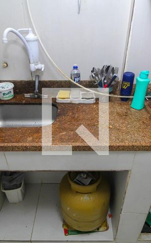 Casa à venda com 85m², 3 quartos e sem vaga Casa à venda com 85m², 3 quartos e sem vagaCozinha