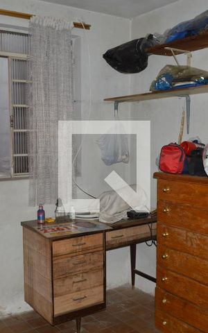 Casa à venda com 200m², 3 quartos e 3 vagasQuarto de Serviço