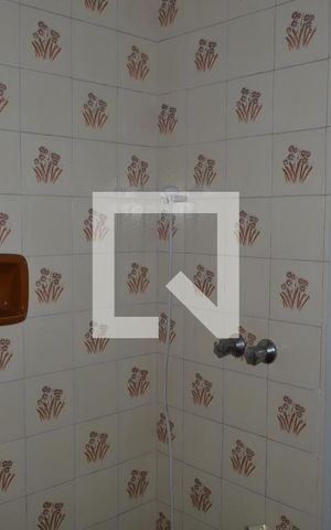 Casa à venda com 200m², 3 quartos e 3 vagasBanheiro 2