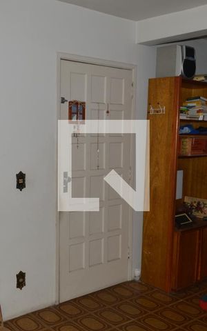 Casa à venda com 200m², 3 quartos e 3 vagasSala