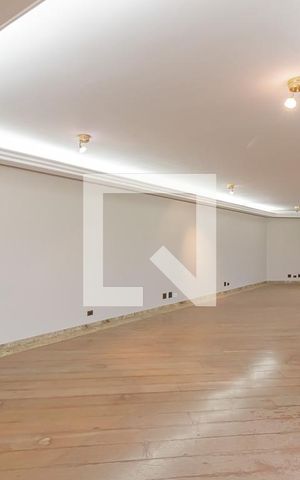 Apartamento à venda com 490m², 4 quartos e 5 vagas Apartamento à venda com 490m², 4 quartos e 5 vagasSala