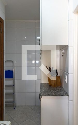 Apartamento à venda com 129m², 3 quartos e 2 vagas Apartamento à venda com 129m², 3 quartos e 2 vagasÁrea de serviço
