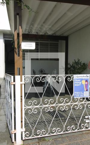Casa para alugar com 310m², 3 quartos e 1 vagaFachada da Casa