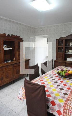 Casa para alugar com 310m², 3 quartos e 1 vagaCozinha