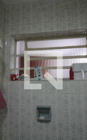 Casa para alugar com 310m², 3 quartos e 1 vagaBanheiro 2