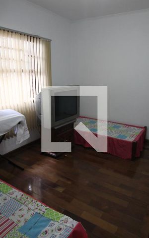 Casa para alugar com 310m², 3 quartos e 1 vagaQuarto 3