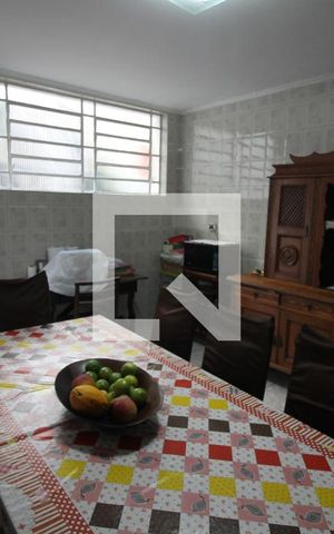 Casa para alugar com 310m², 3 quartos e 1 vagaCozinha