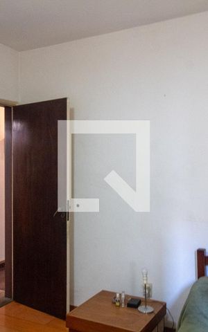 Casa à venda com 400m², 3 quartos e 4 vagas Casa à venda com 400m², 3 quartos e 4 vagasQuarto 3