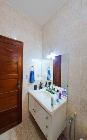 Casa à venda com 280m², 2 quartos e 2 vagas Casa à venda com 280m², 2 quartos e 2 vagasBanheiro da Suíte