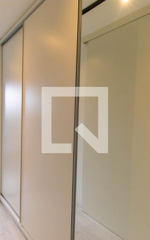 Apartamento à venda com 45m², 1 quarto e 1 vaga Apartamento à venda com 45m², 1 quarto e 1 vagaCloset