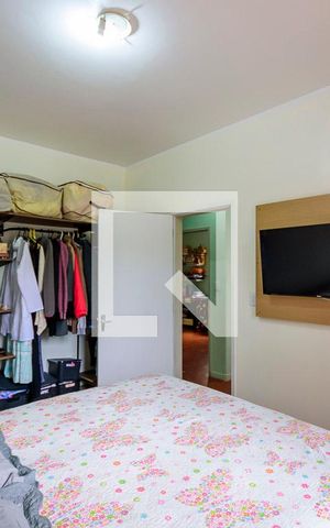 Casa à venda com 128m², 3 quartos e 8 vagas Casa à venda com 128m², 3 quartos e 8 vagasQuarto 1