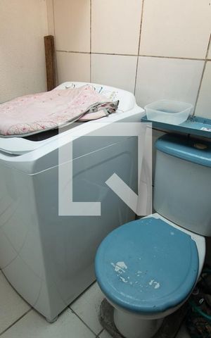 Apartamento para alugar com 55m², 2 quartos e 1 vaga Apartamento para alugar com 55m², 2 quartos e 1 vagaBanheiro