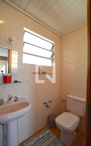 Apartamento à venda com 108m², 3 quartos e sem vagaBanheiro da Suíte 1