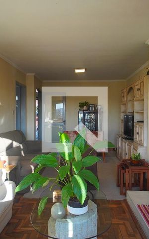 Casa à venda com 240m², 4 quartos e 2 vagasSala 2