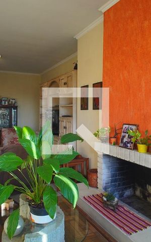 Casa à venda com 240m², 4 quartos e 2 vagasSala 2