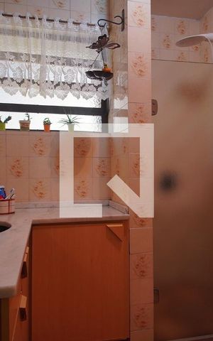 Casa à venda com 240m², 4 quartos e 2 vagasBanheiro