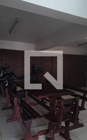 Casa à venda com 240m², 4 quartos e 2 vagasGaragem