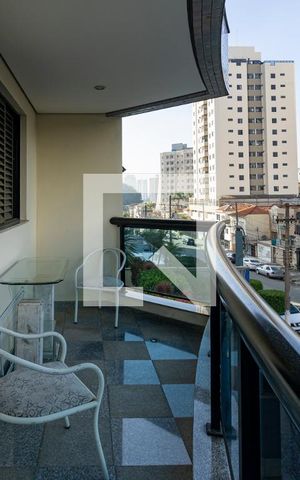Apartamento à venda com 115m², 4 quartos e 3 vagas Apartamento à venda com 115m², 4 quartos e 3 vagasSacada